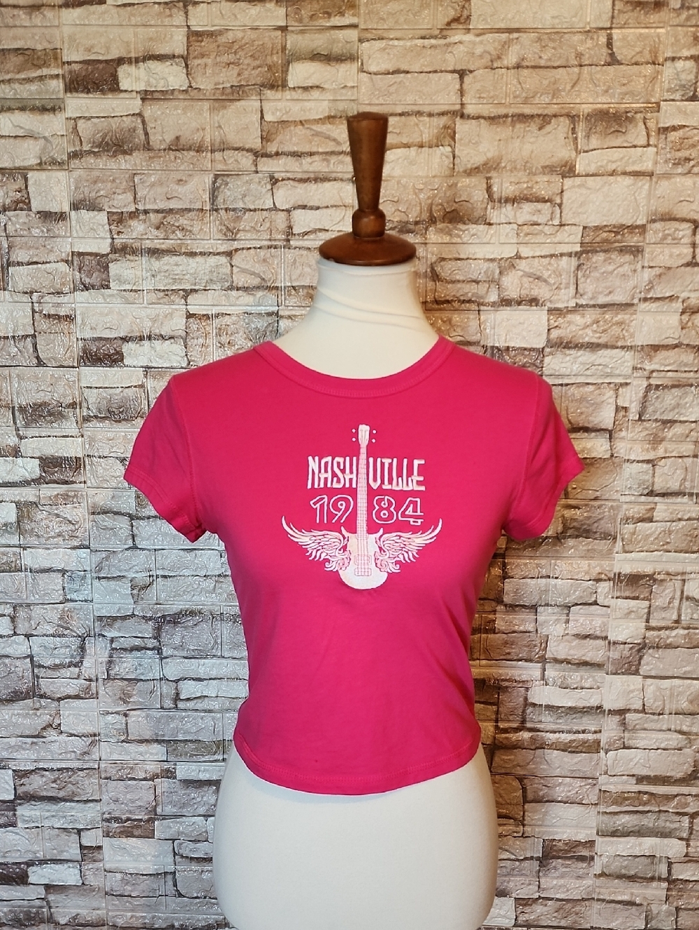 Rue 21 Pink Graphic Crop Top